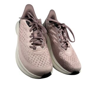 Women’s Hoka Mach 6- Size 7.5 US